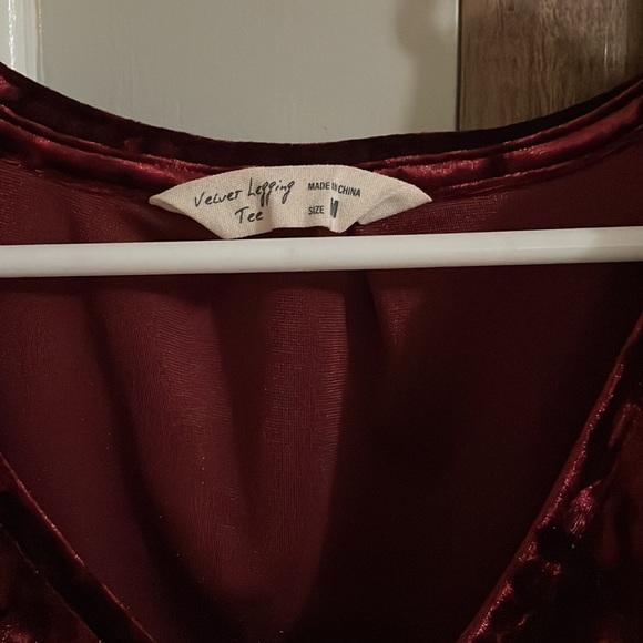 Crushed velvet long tunic - Picture 2 of 3